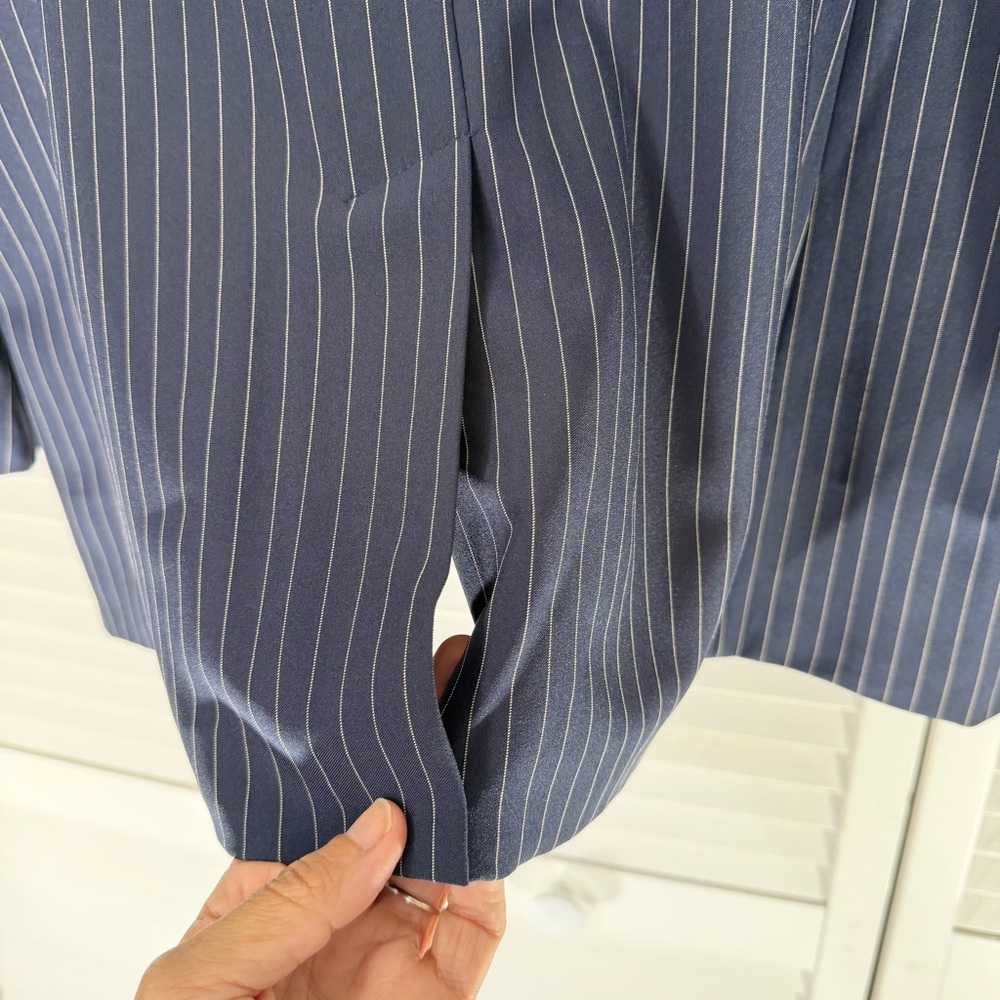 Banana Republic Navy Pinstripe Blazer NWT Size 18 - Picture 4 of 9